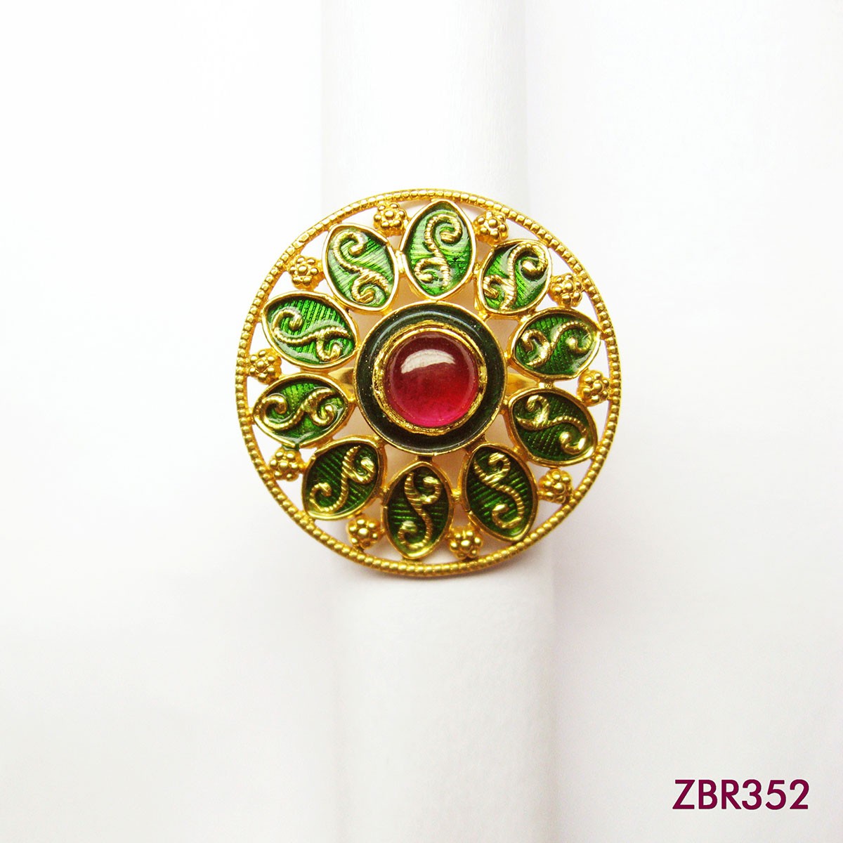 ZBR352